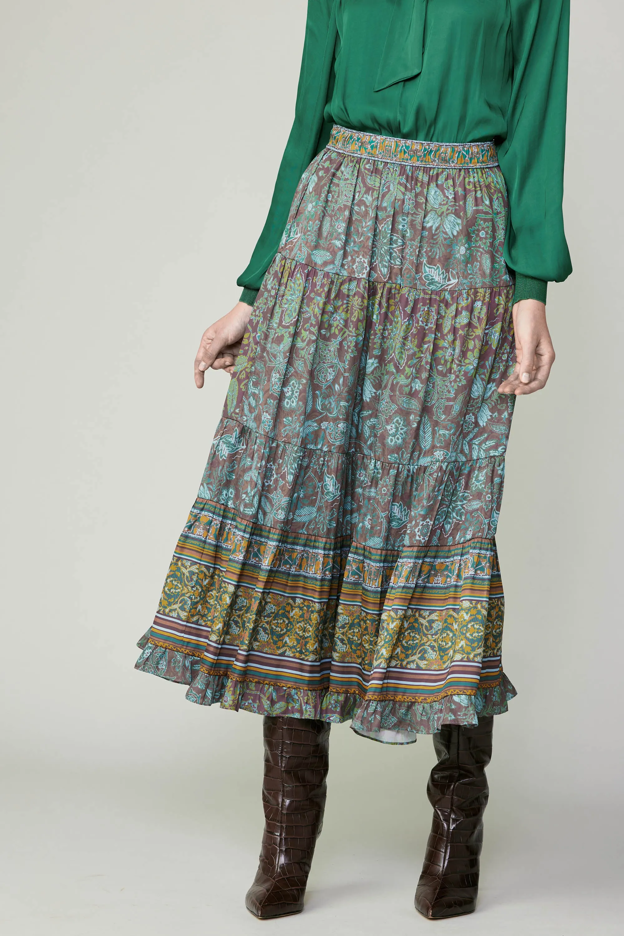 Border Printed Floral Skirt