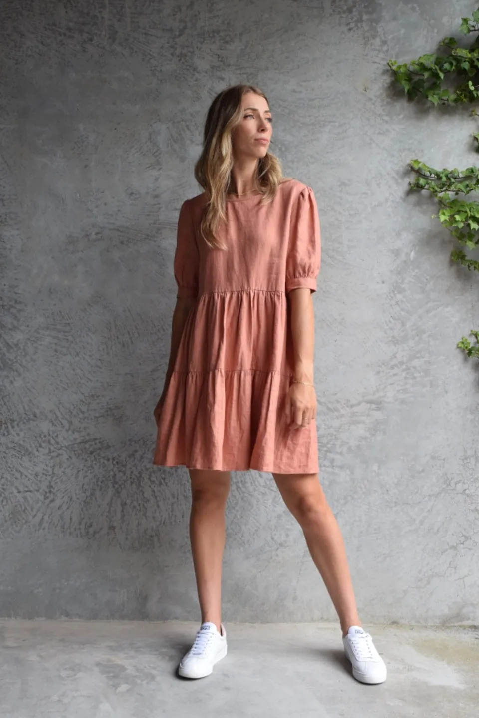 Breathtaking Puff Sleeve Brick Tiered Linen Smock Dress